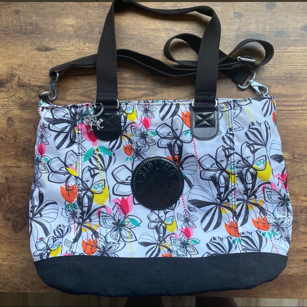 Kipling Medium Printed Handbag • Tote/Travel Bag